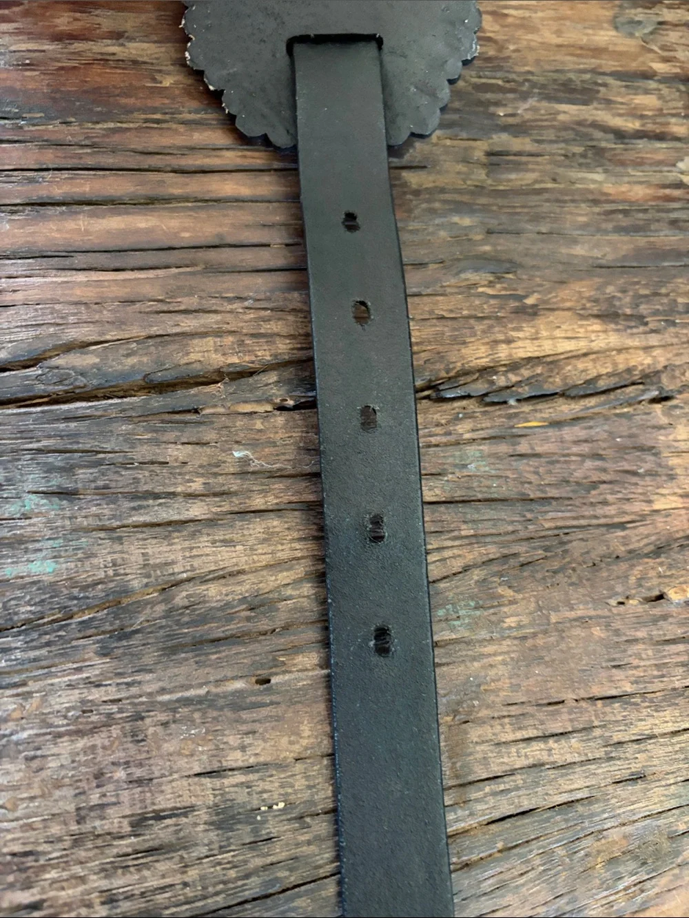N/A black leather